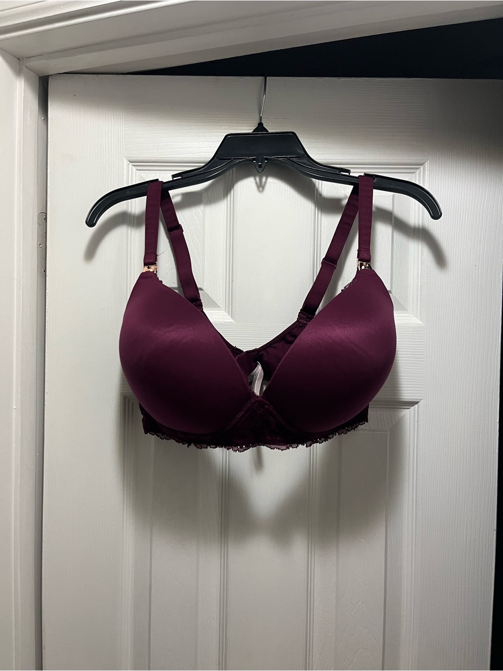 Victoria’s Secret Burgundy Lace Nursing Bra 38DD Wireless Padded